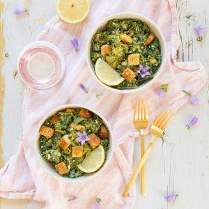 #Vegan Kale Caesar Salad with #GlutenFree Croutons | The Best Vegan Kale Ceasar Salad Recipe | Healthy, #PlantBased Summer Recipes | #MeatlessMonday // JustineCelina.com