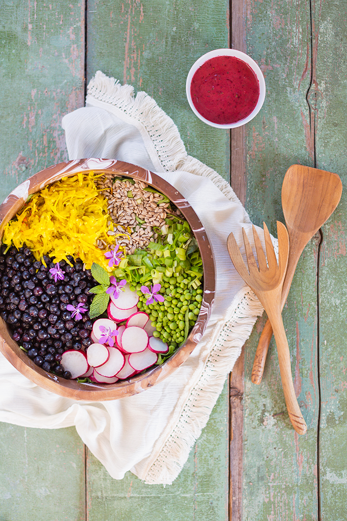 Summer Bounty Salad with Saskatoon Cider Vinaigrette | #Vegan #GlutenFree #FarmtoTable Summer Salad Recipes using locally grown Alberta produce | Calgary Food & Lifestyle Blogger // JustineCelina.com 