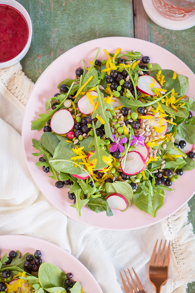 Summer Bounty Salad with Saskatoon Cider Vinaigrette | #Vegan #GlutenFree #FarmtoTable Summer Salad Recipes using locally grown Alberta produce | Calgary Food & Lifestyle Blogger // JustineCelina.com