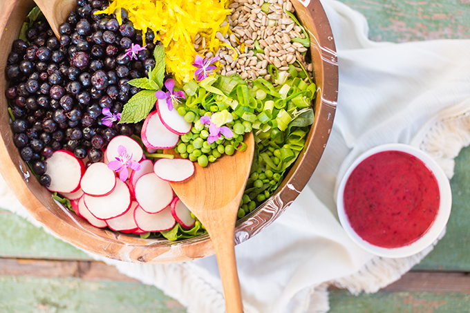 Summer Bounty Salad with Saskatoon Cider Vinaigrette | #Vegan #GlutenFree #FarmtoTable Summer Salad Recipes using locally grown Alberta produce | Calgary Food & Lifestyle Blogger // JustineCelina.com