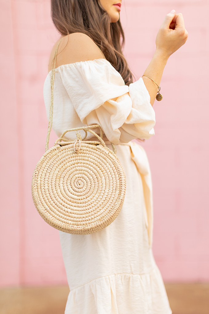 The Accessory Edit | Natural Material Bags | Shop Demiie African Made Wood Bag | How to Style Straw Bags | The Best Sustainable Straw Bags 2018 // JustineCelina.com