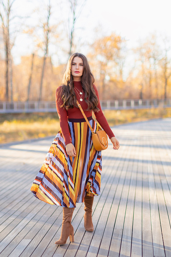 Autumn 2018 Lookbook | 70’s Inspired Stripes, Rust Orange Mockneck Top and Brown Suede OTK Boots | Autumn 2018 Trends | JustineCelina.com 