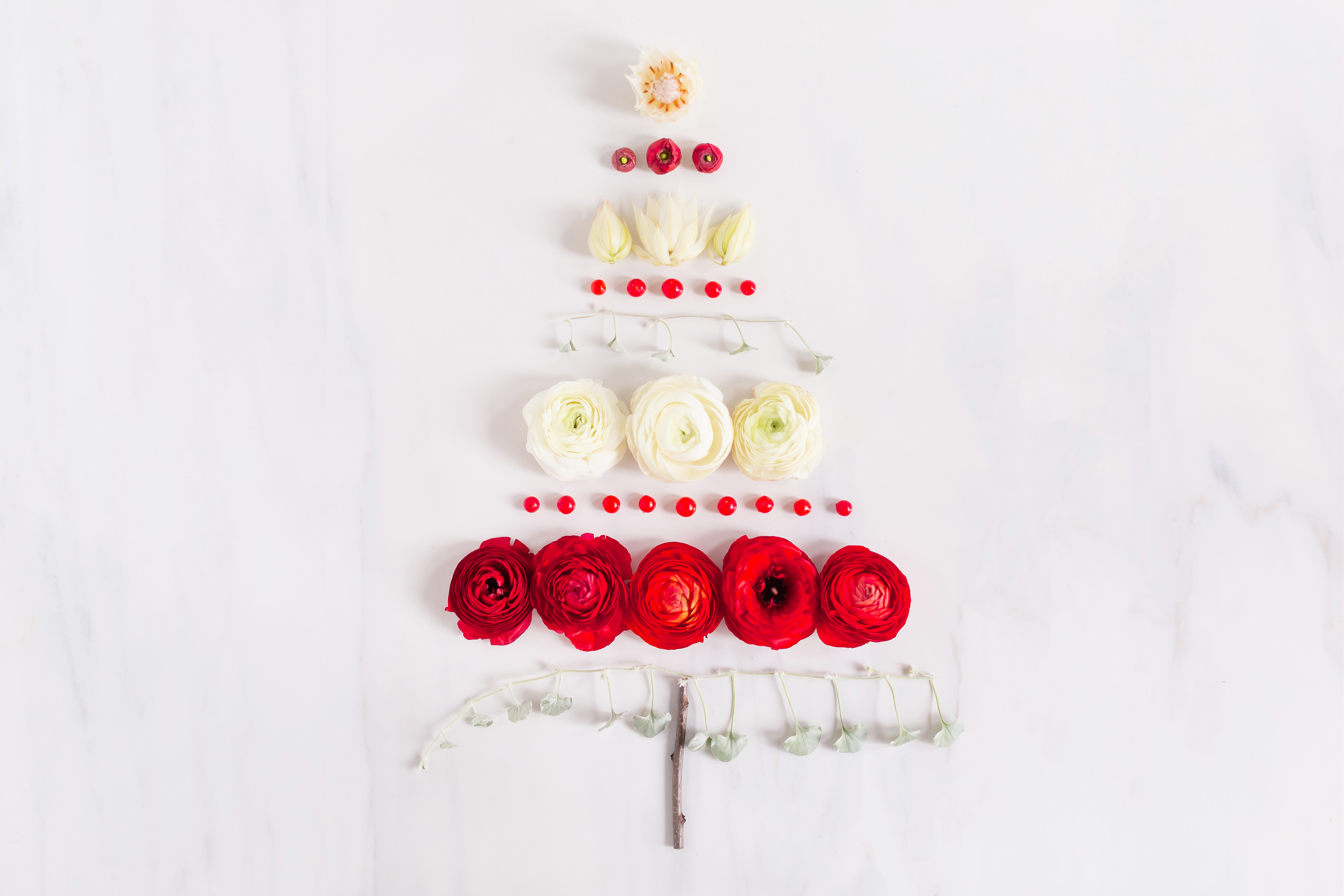 Digital Blooms December 2018 | Free Holiday Floral Desktop Wallpapers | A Whimsical Christmas Tree Made from Flowers, Berries and Twigs | Pantone Fall / Winter 2018 Free Tech Wallpapers | Design 1 // JustineCelina.com x Rebecca Dawn Design