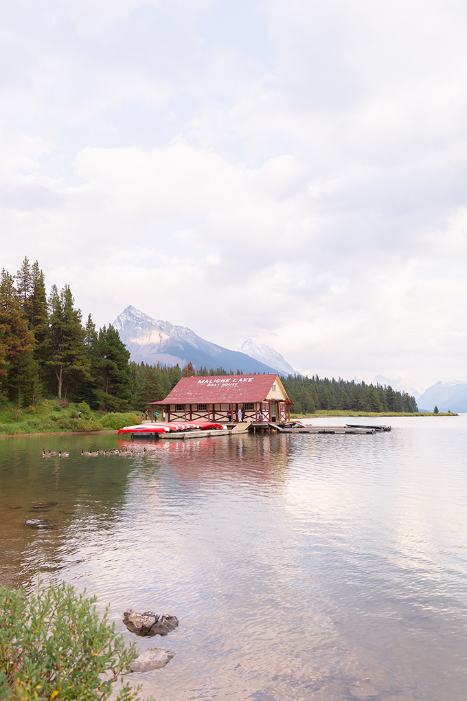 Maligne Lake Boathouse at Sunset, Jasper National Park | September 2018 Long Weekend | Calgary Lifestyle and Travel Blogger // JustineCelina.com