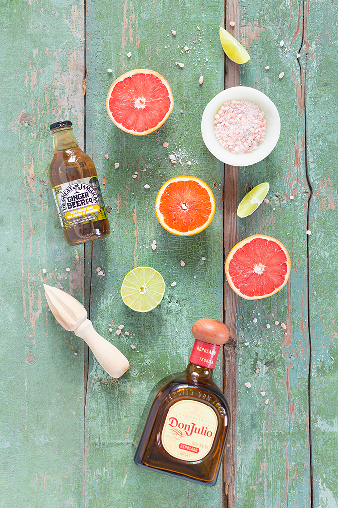 Gingered Cara Cara Grapefruit Palomas | #GlutenFree #RefinedSugarFree #Vegan Cocktail | Easy, 6 ingredient clean cocktail with Cara Cara Oranges, Ruby Red Grapefruits, Limes, Ginger Beer, Reposado tequila and Himalayan pink salt | The Best Grapefruit Paloma Recipe | Simple Citrus Cocktail | Cara Cara Orange Cocktail | Easy Paloma Recipe | Easy Citrus Paloma | Grapefruit Paloma Recipe Tequila Grapefruit Paloma | Reposado Tequila Cocktail | Easy Paloma Cocktail // JustineCelina.com