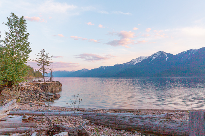 DIY | Modern Driftwood Macrame Wall Hanging | How to Make a Large Macrame Wall Hanging for Less Than $70! | Macrame Wall Hanging Tutorial | Affordable Bohemian Wall Hanging DIY | Driftwood Foraging Tips | Kootenay Lake at Sunset // JustineCelina.com