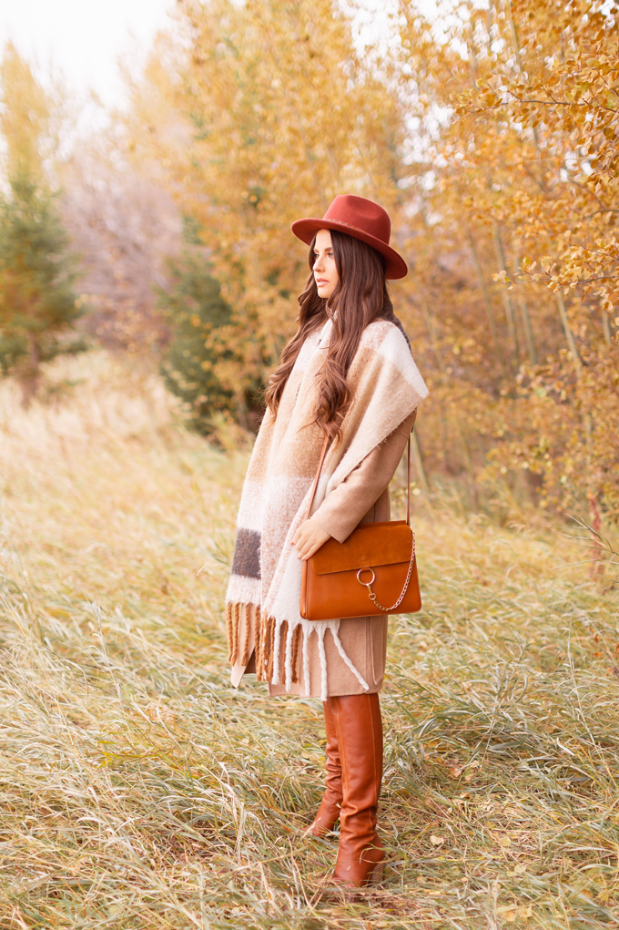 Casual Fall Style Staples | Casual Thanksgiving Outfit Ideas | Thanksgiving Outfit Ideas for Cold Weather | Canadian Thanksgiving Outfits | Casual Family Holiday Dinner Outfit Ideas | Family Thanksgiving Outfits | Bohemian Thanksgiving Outfit Ideas | Casual Boho Fall Outfit | The Best H&M Sweaters | Joe Fresh Faux Leather and Suede Leggings Review | Brunette Woman Wearing a Casual Fall Thanksgiving Outfit | Calgary Fashion & Lifestyle Blogger // JustineCelina.com