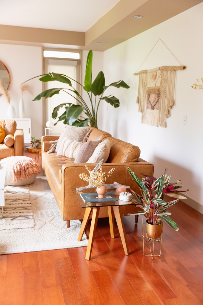 How to Transition Your Decor Into Fall | Easy and inexpensive fall decorating ideas | JustineCelina’s Inner City Calgary bohemian, mid-century modern apartment | A Bohemian, Mid-Century Modern Living Room featuring Pampas Grass and a Mature Bird of Paradise Plant | Fall Decor 2019 Trends | Bohemian, Mid Century Modern Fall Decor | Pantone Fall Winter 2019 / 2020 Interior Design Trends | Fall Decorating DIY | Calgary Lifestyle, Interior Design and Home Decor Blogger // JustineCelina.com