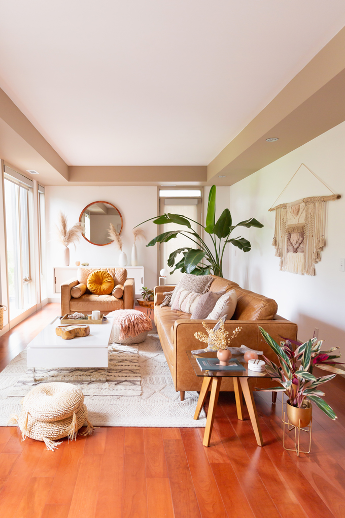 How to Transition Your Decor Into Fall | Easy and inexpensive fall decorating ideas | JustineCelina’s Inner City Calgary bohemian, mid-century modern apartment | A Bohemian, Mid-Century Modern Living Room featuring Pampas Grass and a Mature Bird of Paradise Plant | Fall Decor 2019 Trends | Bohemian, Mid Century Modern Fall Decor | Pantone Fall Winter 2019 / 2020 Interior Design Trends | Fall Decorating DIY | Calgary Lifestyle, Interior Design and Home Decor Blogger // JustineCelina.com