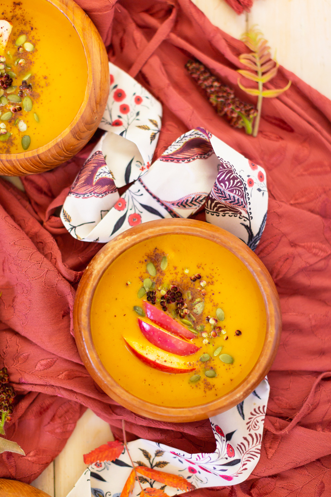 Sumac Roasted Carrot Apple Soup | A fruity, exotic twist on an autumnal classic | The Best Vegan Pureed Soup for Fall | Best Autumn Soup Recipes | Dairy Free Pureed Soups | Cozy Fall Soup Recipes | #glutenfree #dairyfree #vegan | Pureed Soup in a Vitamix | Roasted Carrot Soup For Fall | Fall Soup with Apples | How to Use Sumac | The Best Sumac Recipes | Sumac Health Benefits | Calgary Food Blogger, Food Stylist and Food Photographer // JustineCelina.com