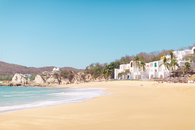 Resort 2020 Lookbook | Camino Real Zaashila, Huatulco Review | Camino Real Resort Huatulco 2020 | Camino Real Beach | Camino Real Private Beach | Huatulco Weather in January | Huatulco Luxury Resorts | The Best Luxury Resorts in Huatulco | Mexican 5 Star Resort Beach | Dreamy Mexican Resort with Private Beach and Palapas  | Tangolunda Bay, Huatulco | Calgary Fashion & Travel Blogger // JustineCelina.com 