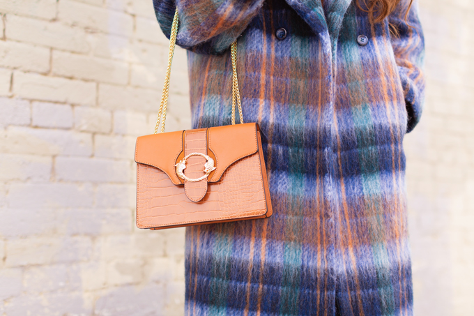 Colour Crush: Classic Blue | Brunette woman wearing a Classic Blue UO Oversized Plaid Wool Overcoat, Zara and TopShop Croc Embossed Crossbody Bag in an urban Setting | How to Wear Pantone’s 2020 Color of the Year, Classic Blue | Pantone Color of The Year 2020 Fashion | Transitional Winter to Spring Fashion for Canadians | Calgary Fashion Blogger // JustineCelina.com